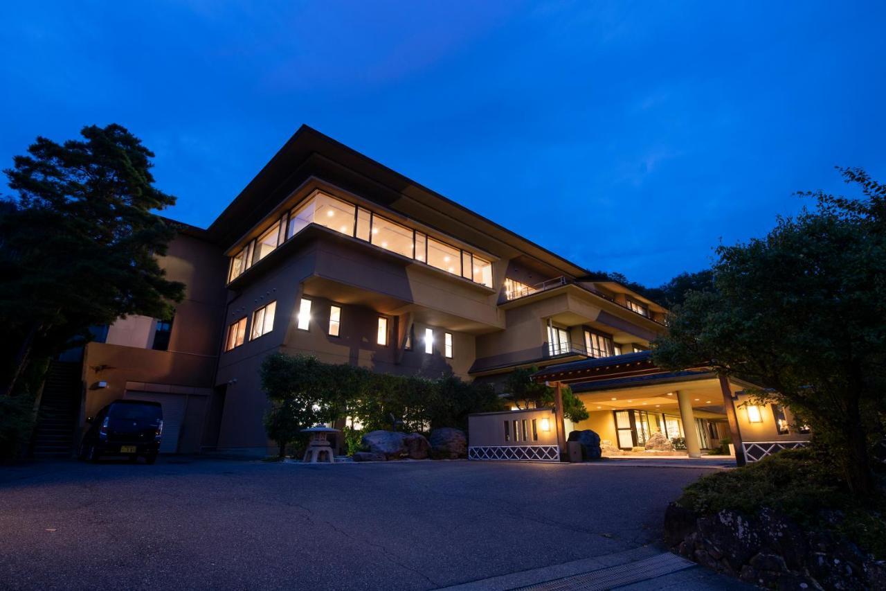 Hotel Saneikaku à Matsumoto Extérieur photo